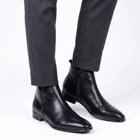 Elegant Minimalist Chelsea Boots for Men