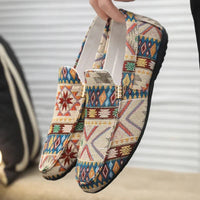 Stylish Woven Pattern Loafers for Men with Gold Detail