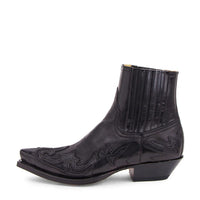 Elegant Embroidered Cowboy Boots for Men with Rubber Sole